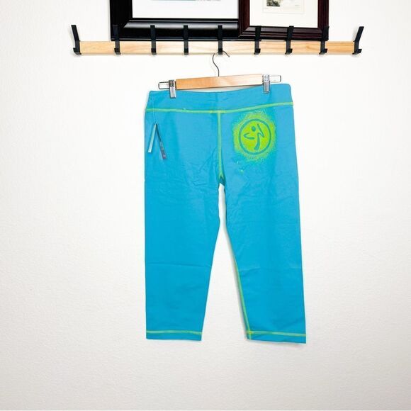 Zumba NWT! Outta-My-Space Capri Leggings Marine Blue Neon Trim Size XXL - Picture 3 of 7